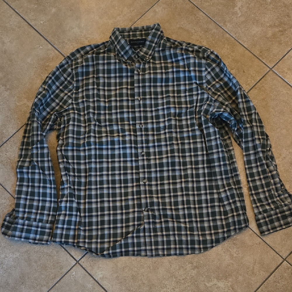Banana Republic Men's Checkered Shirt